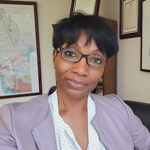 Meet your Posher, Angela